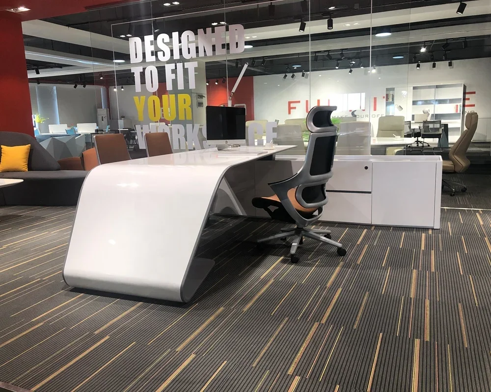 2026 CEO Wireless Charging L Shape Smart Table Modern White Home Office Furniture High Tech Boss Manager Executive Office Desk